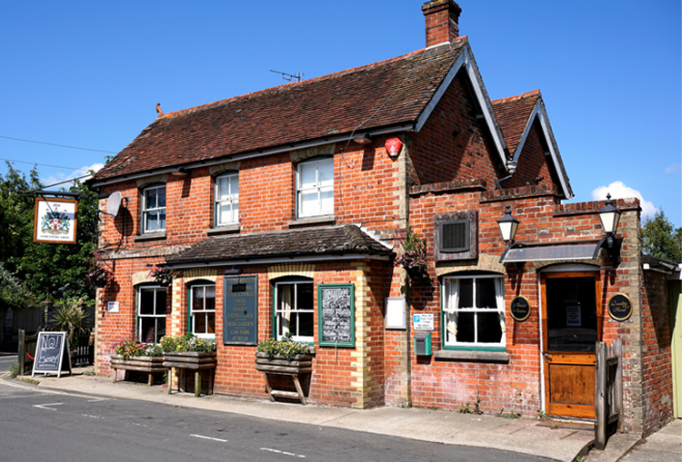 Brockenhurst Pub 1920x1080