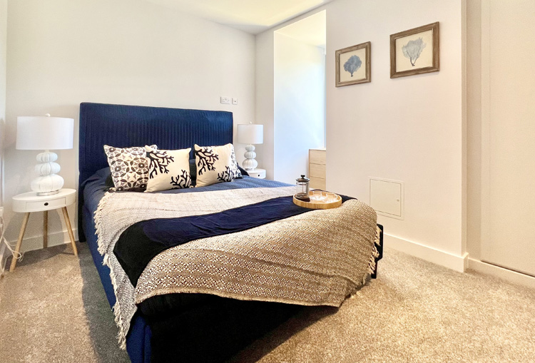 Newtown House Show Bedroom 750x509 v2